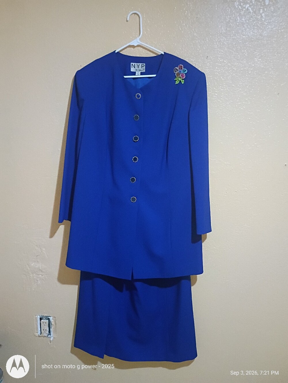 New York & Company Bright Blue Long Sleeve Skirt Suit